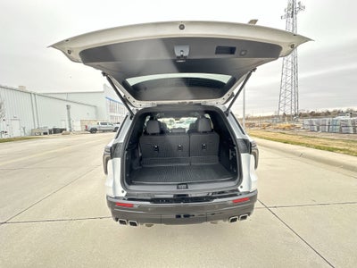 2025 Chevrolet Traverse RS