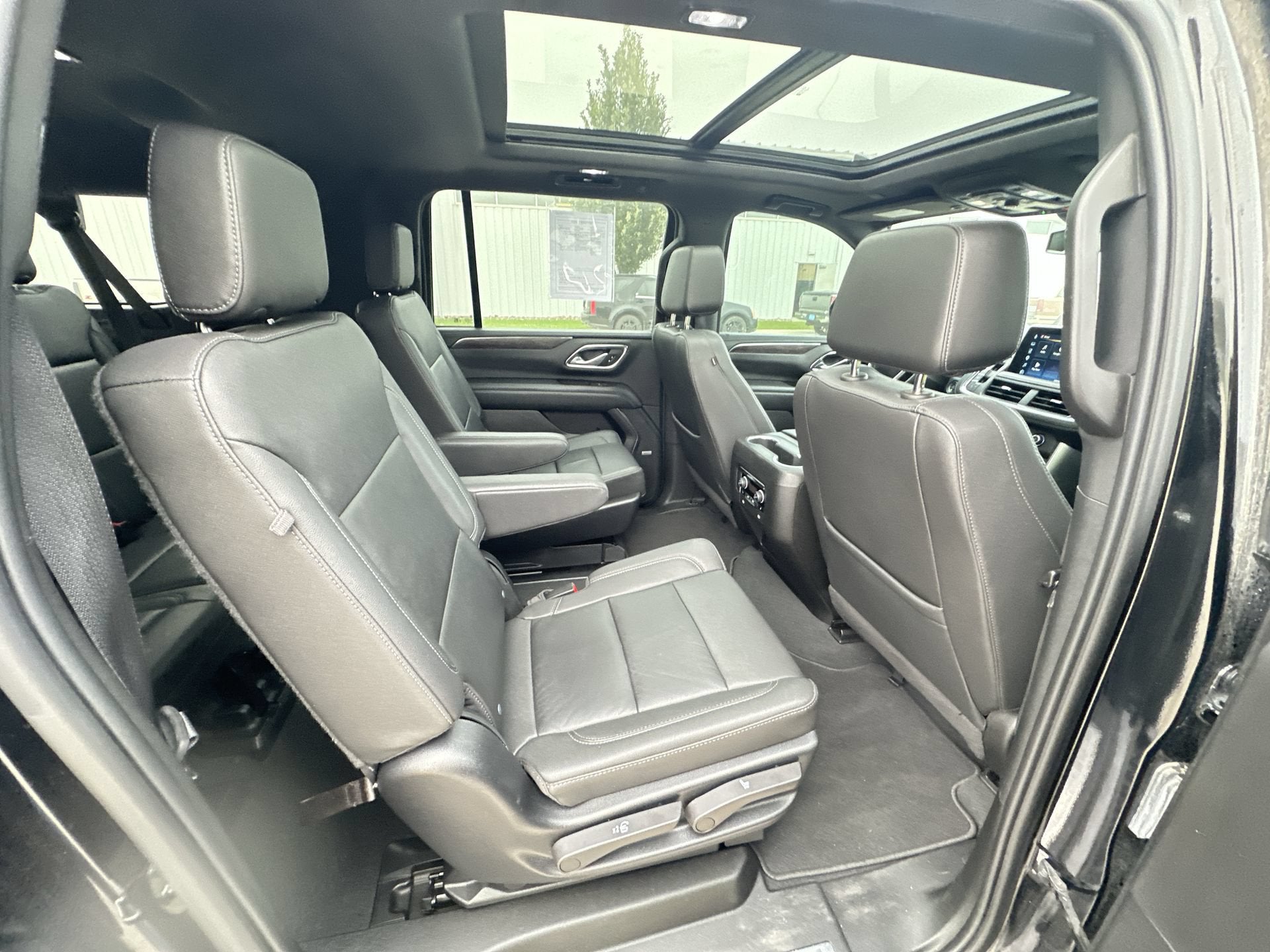 2023 Chevrolet Suburban Z71