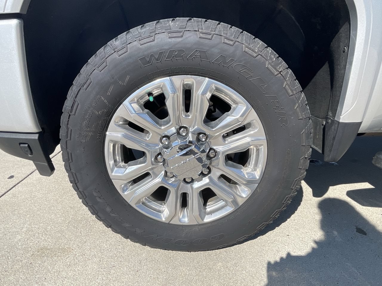 2023 GMC Sierra 2500 HD Denali