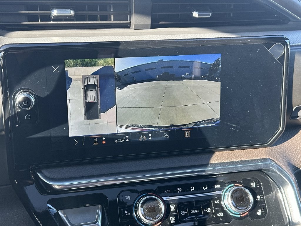 2026 GMC Sierra 3500 HD Denali DRW