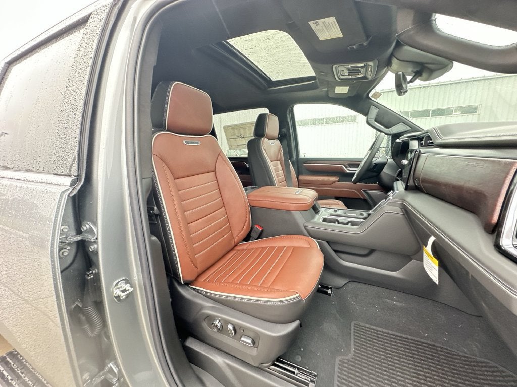 2026 GMC Sierra 3500 HD Denali Ultimate DRW
