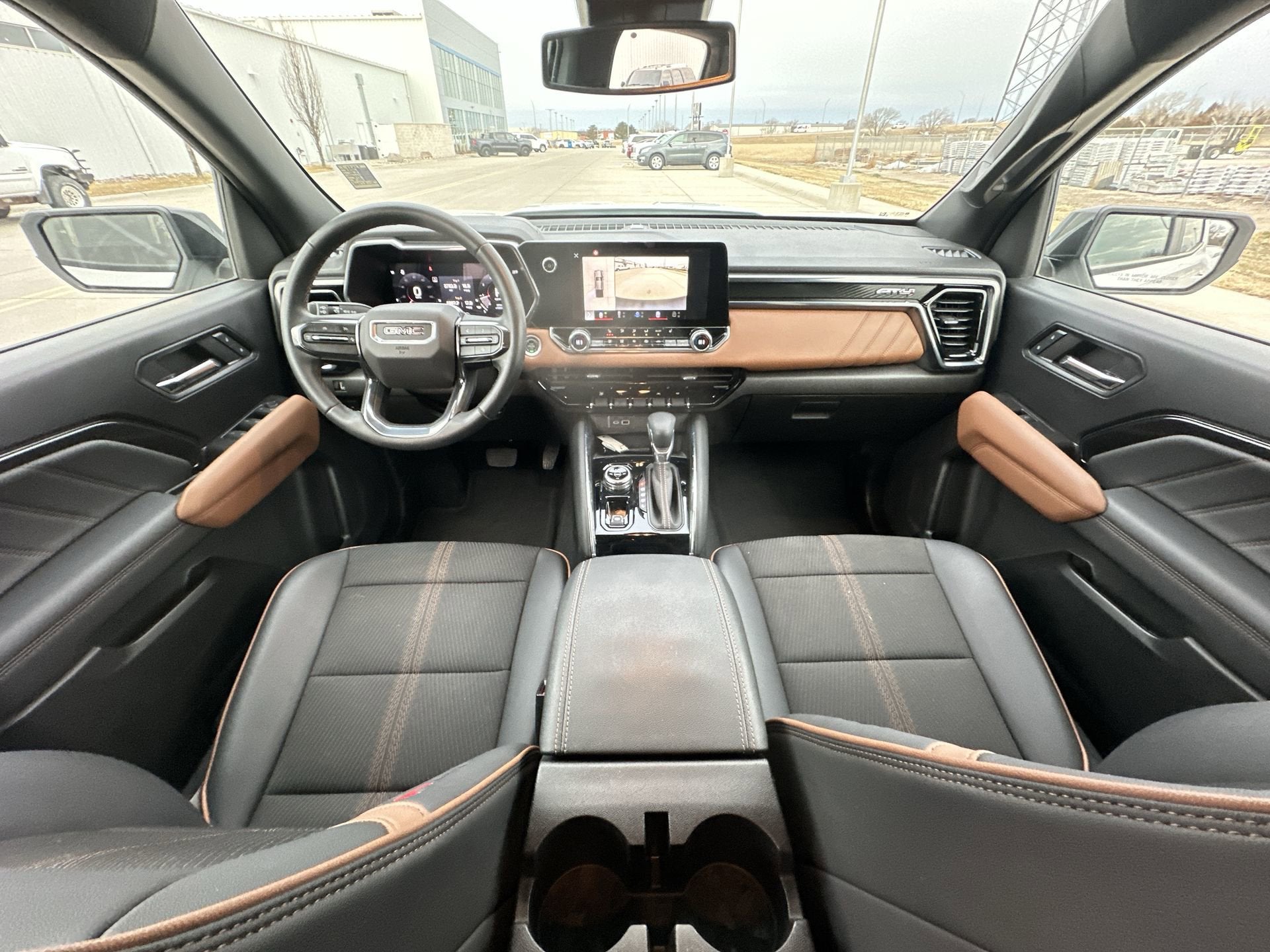 2024 GMC Canyon AT4