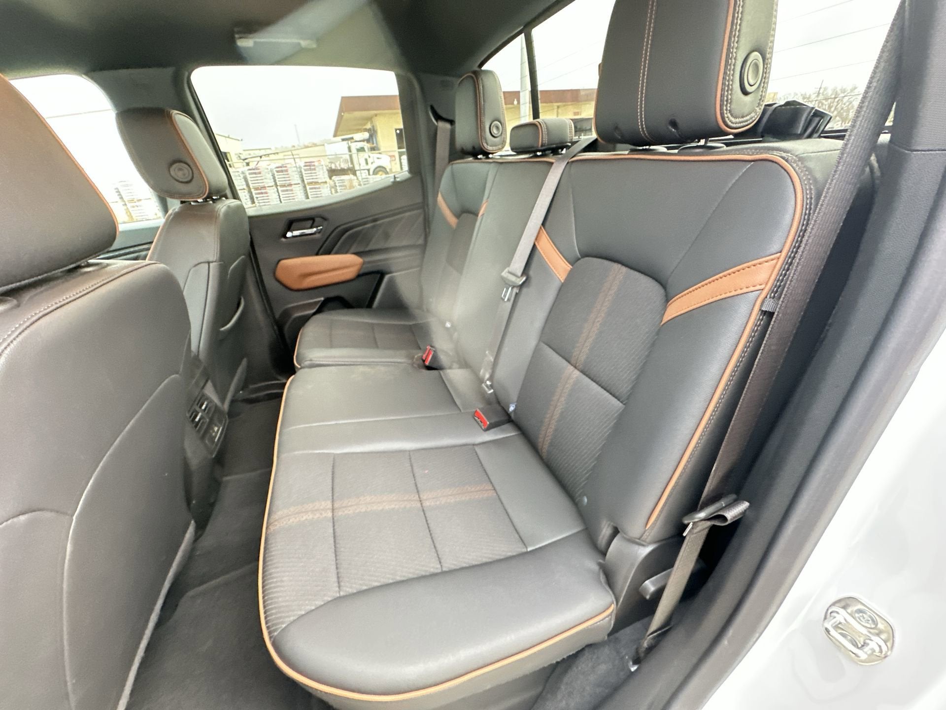 2024 GMC Canyon AT4