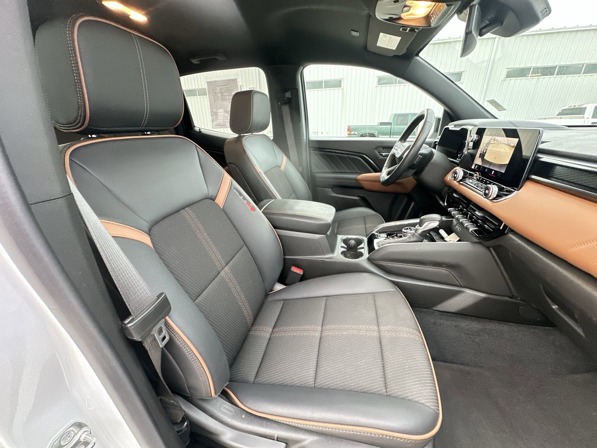 2024 GMC Canyon AT4