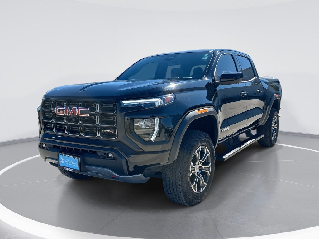 2023 GMC Canyon 4WD AT4