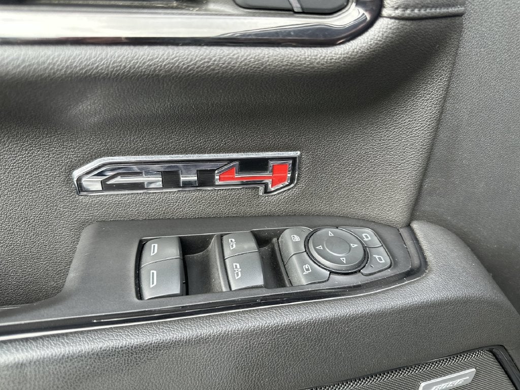2022 GMC Sierra 1500 AT4