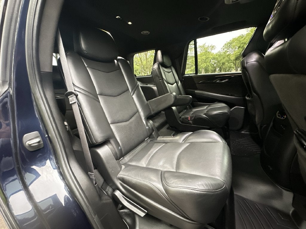 2019 Cadillac Escalade Platinum