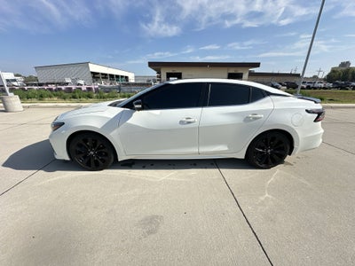 2022 Nissan Maxima SR Xtronic CVT