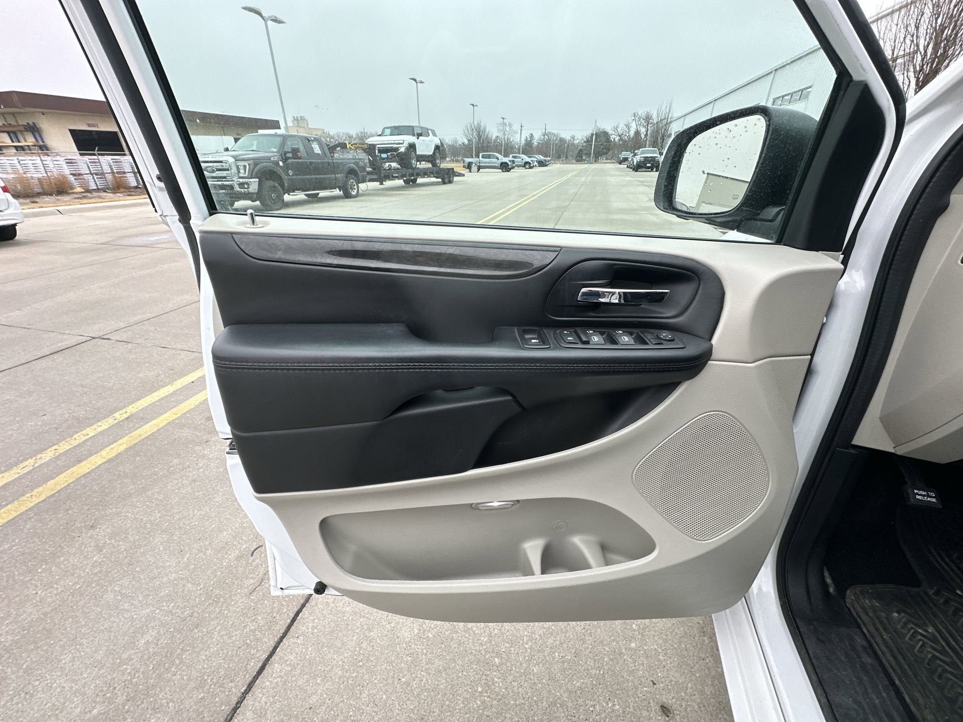 2017 Dodge Grand Caravan SE