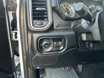 2019 RAM 2500 Tradesman Crew Cab 4x4 6'4" Box