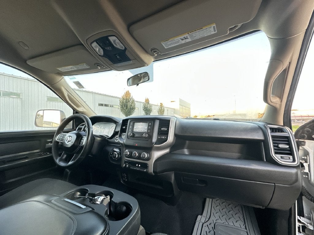 2019 RAM 2500 Tradesman Crew Cab 4x4 6'4" Box