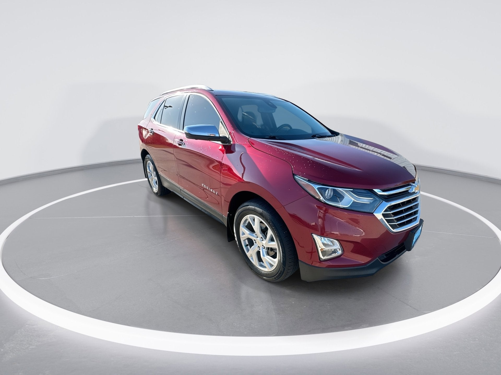Used 2020 Chevrolet Equinox Premier with VIN 3GNAXXEV3LS579938 for sale in Grand Island, NE