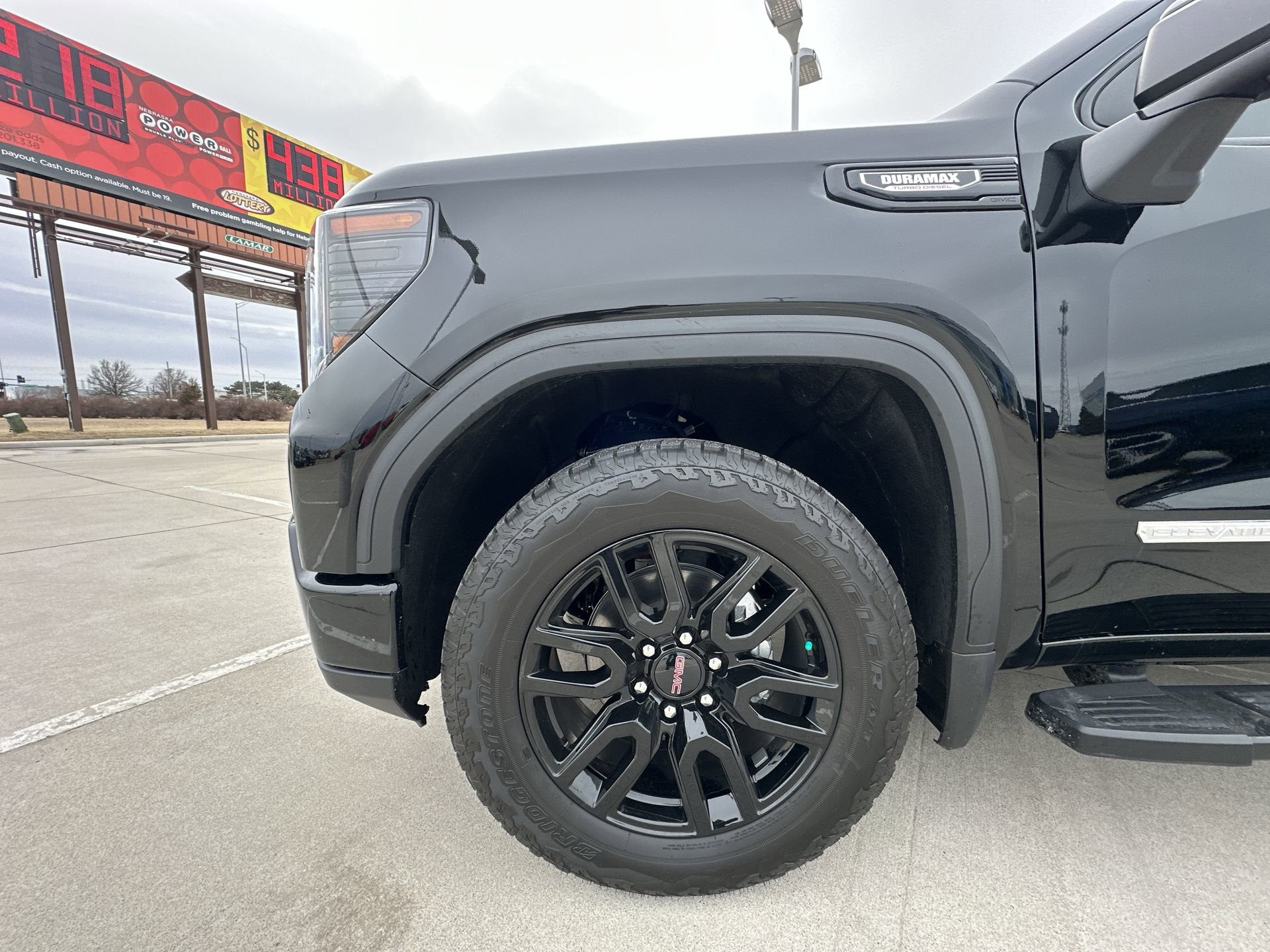 2025 GMC Sierra 1500 Elevation