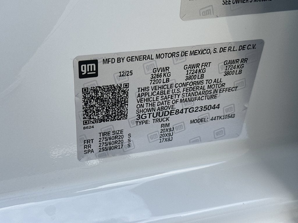 2026 GMC Sierra 1500 SLT