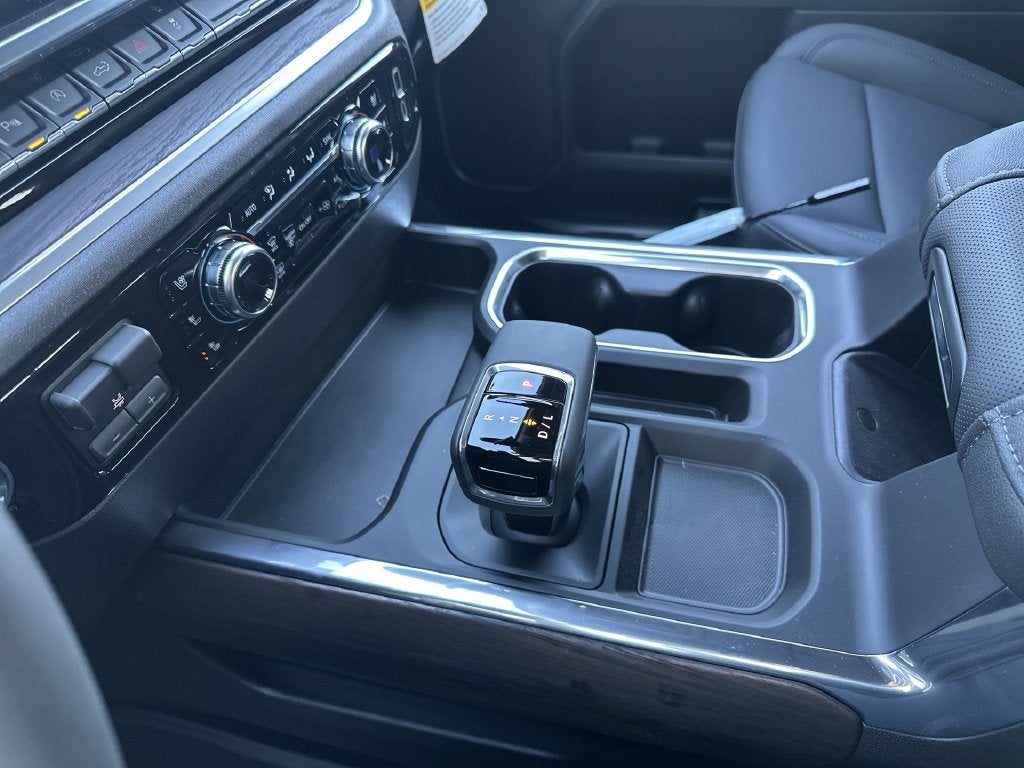 2026 GMC Sierra 1500 SLT - Photo 16