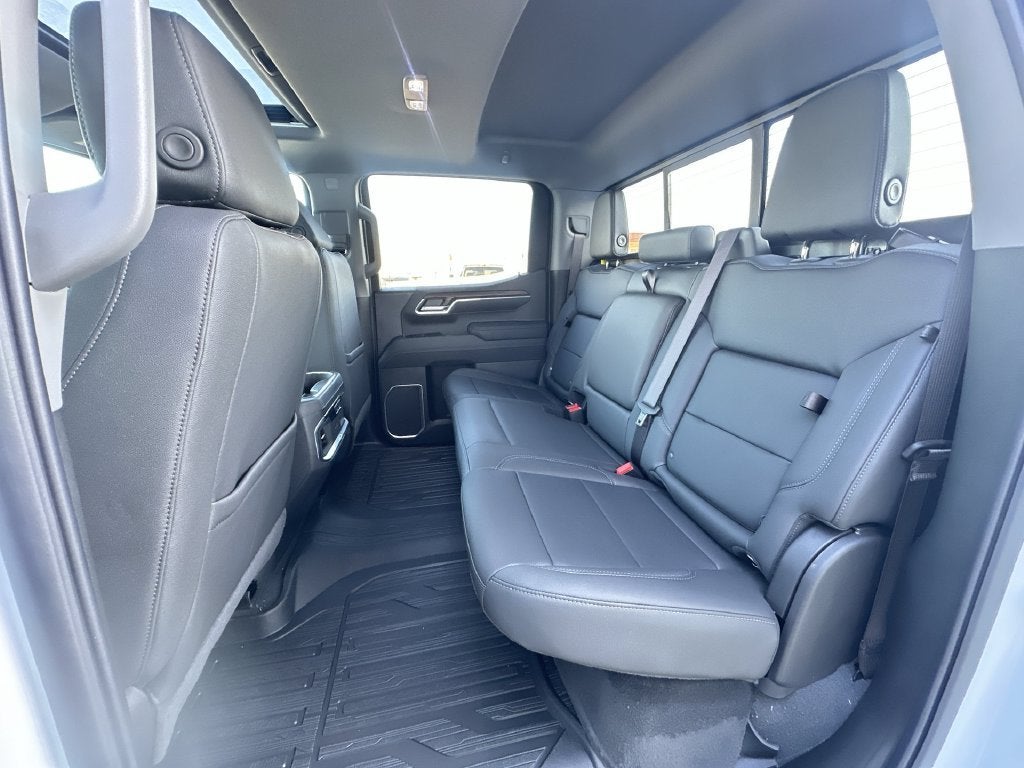 2026 GMC Sierra 1500 SLT - Photo 26
