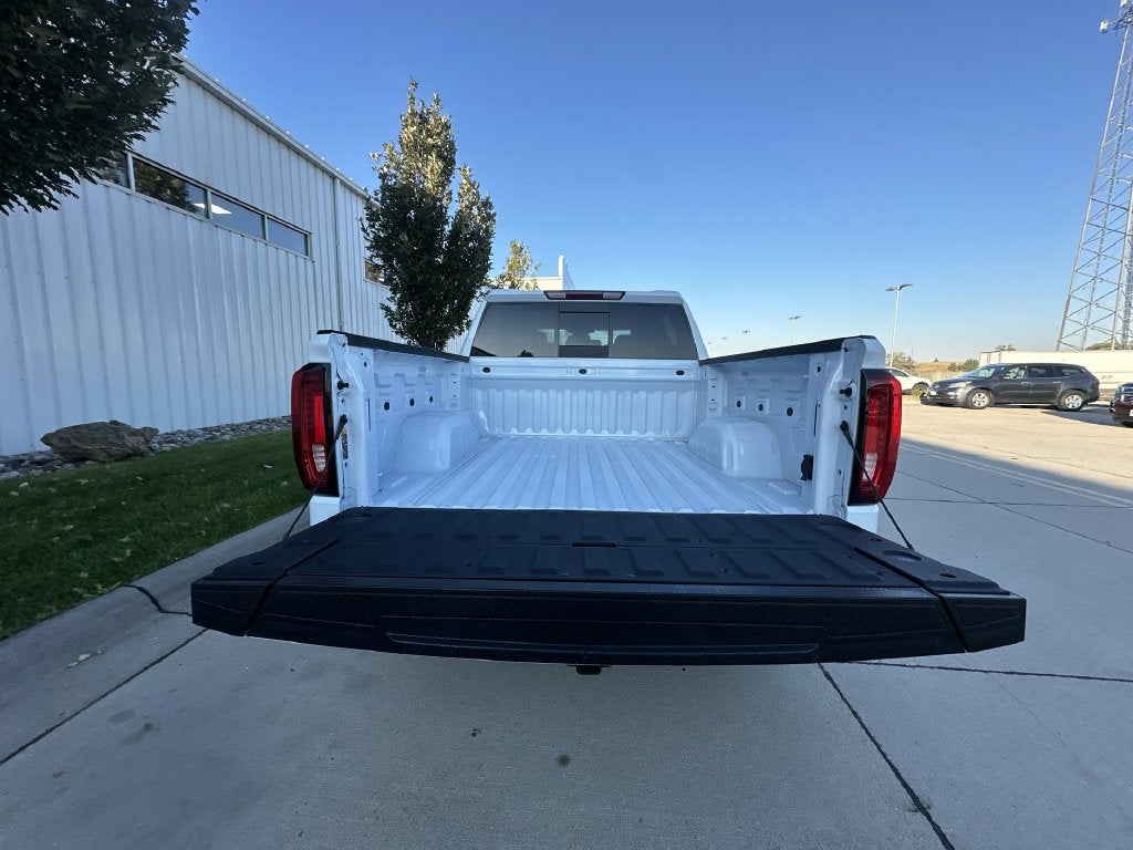2026 GMC Sierra 1500 SLT - Photo 27