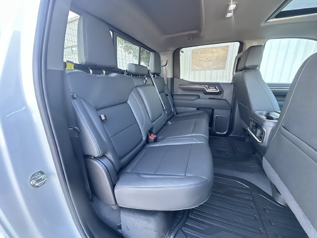 2026 GMC Sierra 1500 SLT - Photo 28