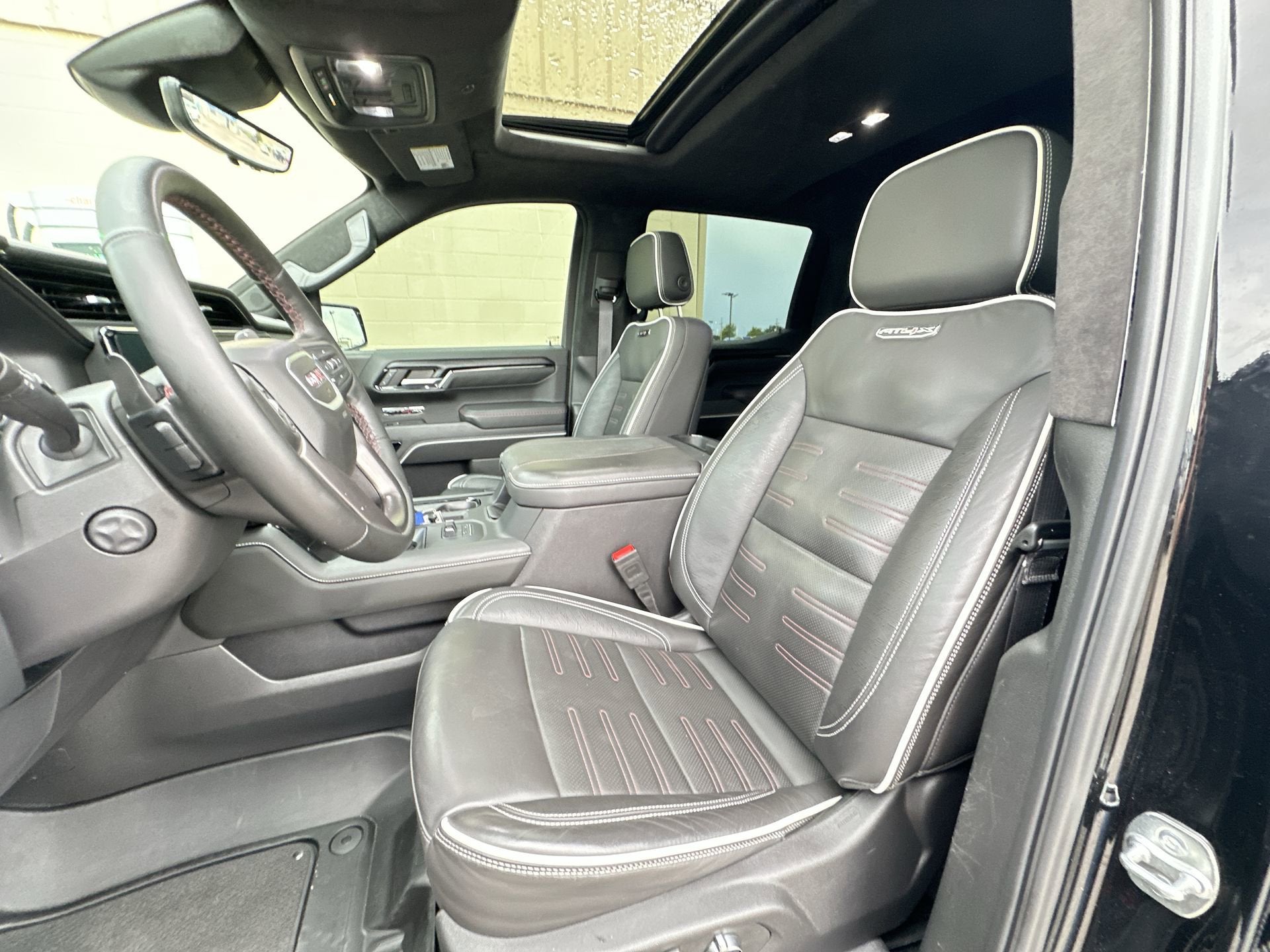 2025 GMC Sierra 1500 AT4X