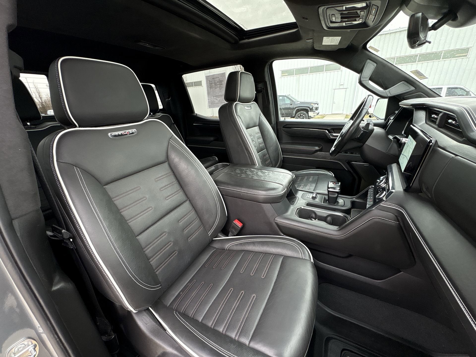 2024 GMC Sierra 1500 AT4X