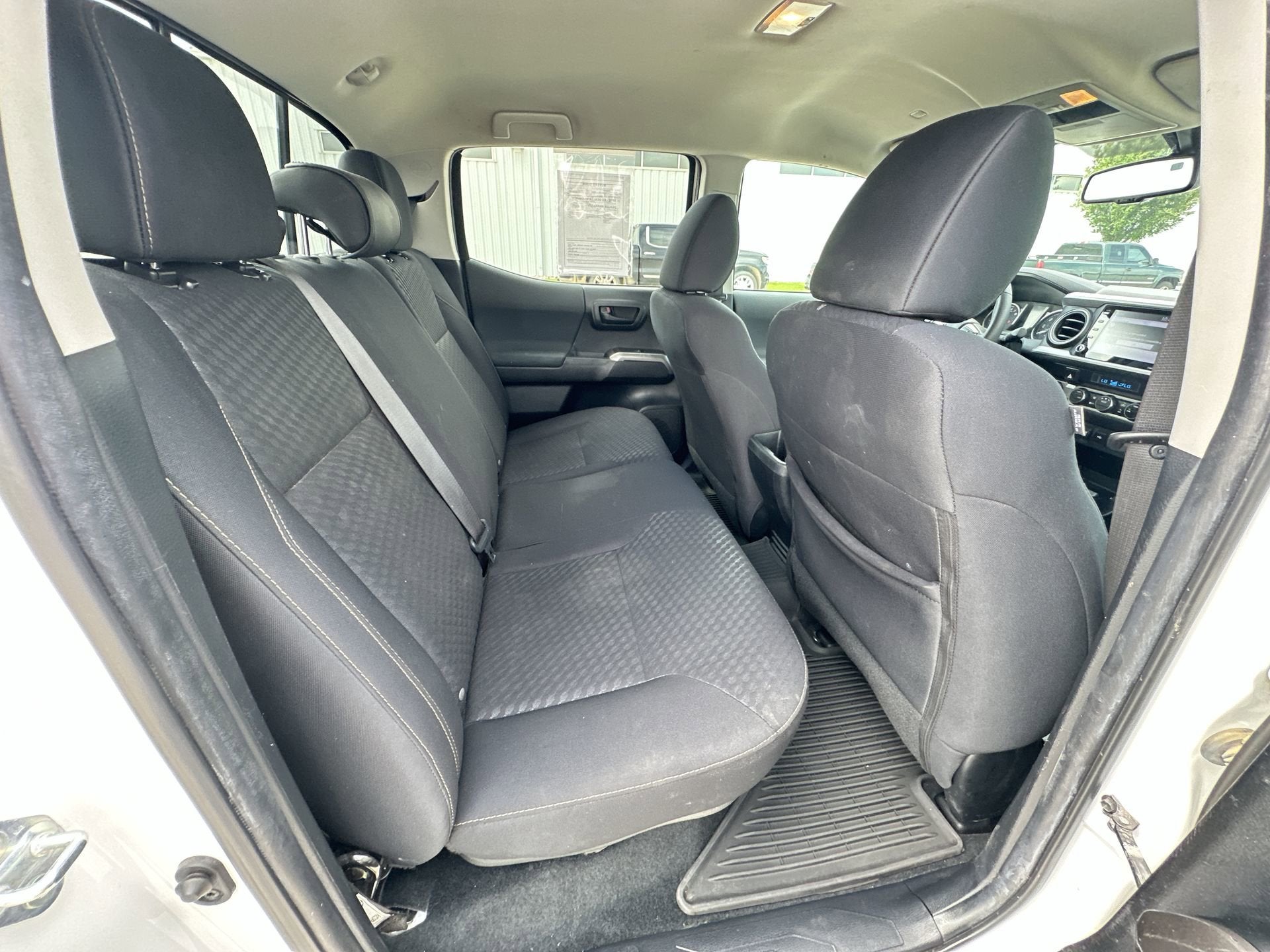 2022 Toyota Tacoma 4WD SR
