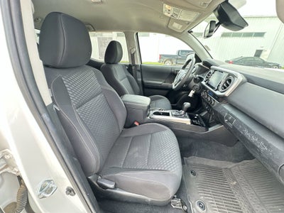 2022 Toyota Tacoma 4WD SR