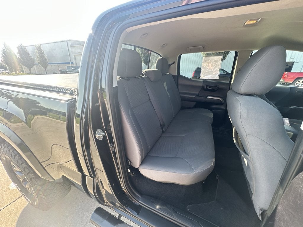 2020 Toyota Tacoma SR5 V6