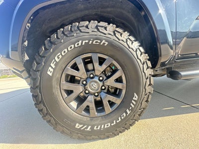 2020 Toyota Tacoma SR5 V6