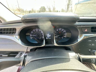 2013 Toyota Avalon XLE