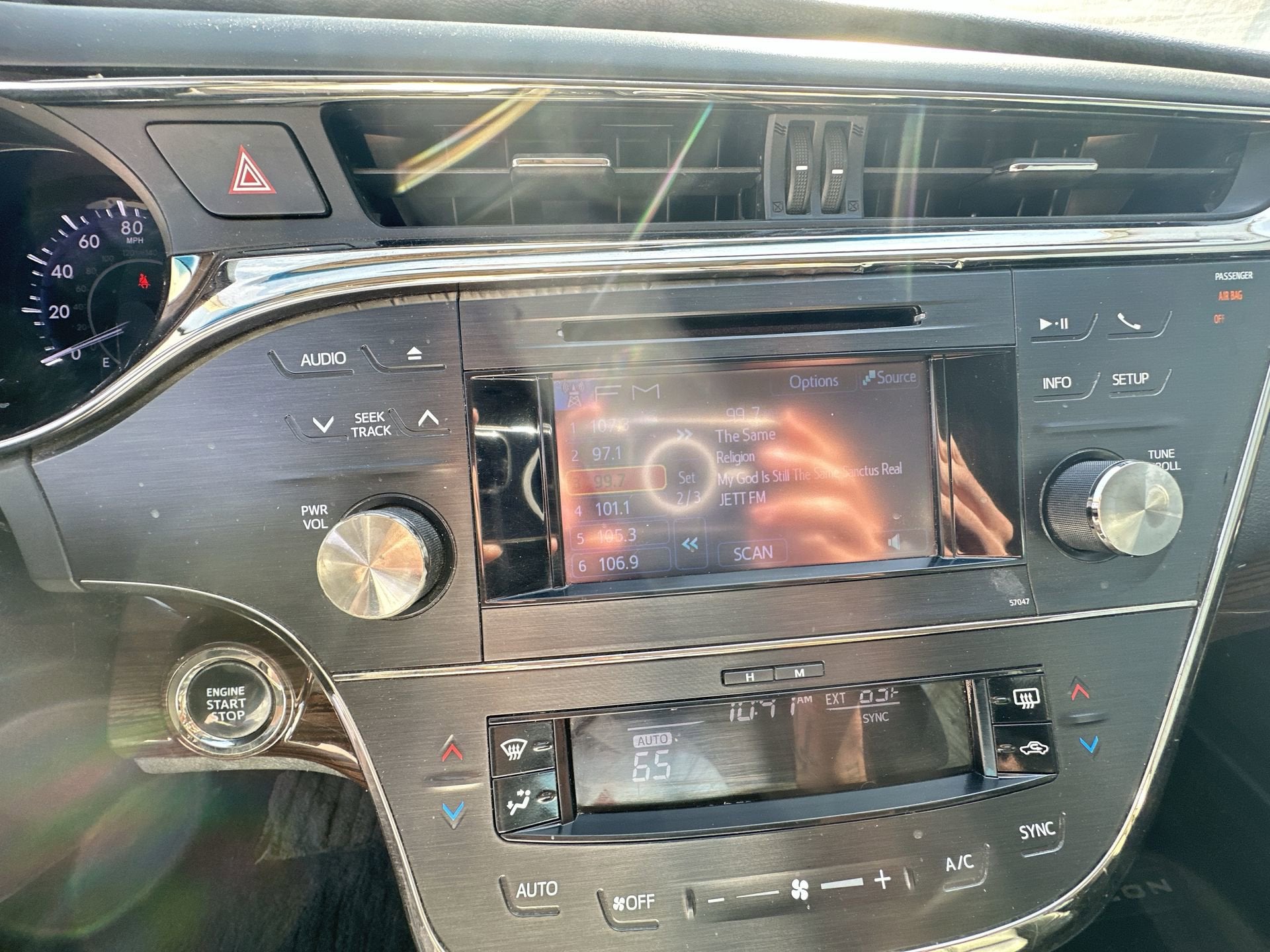 2013 Toyota Avalon XLE