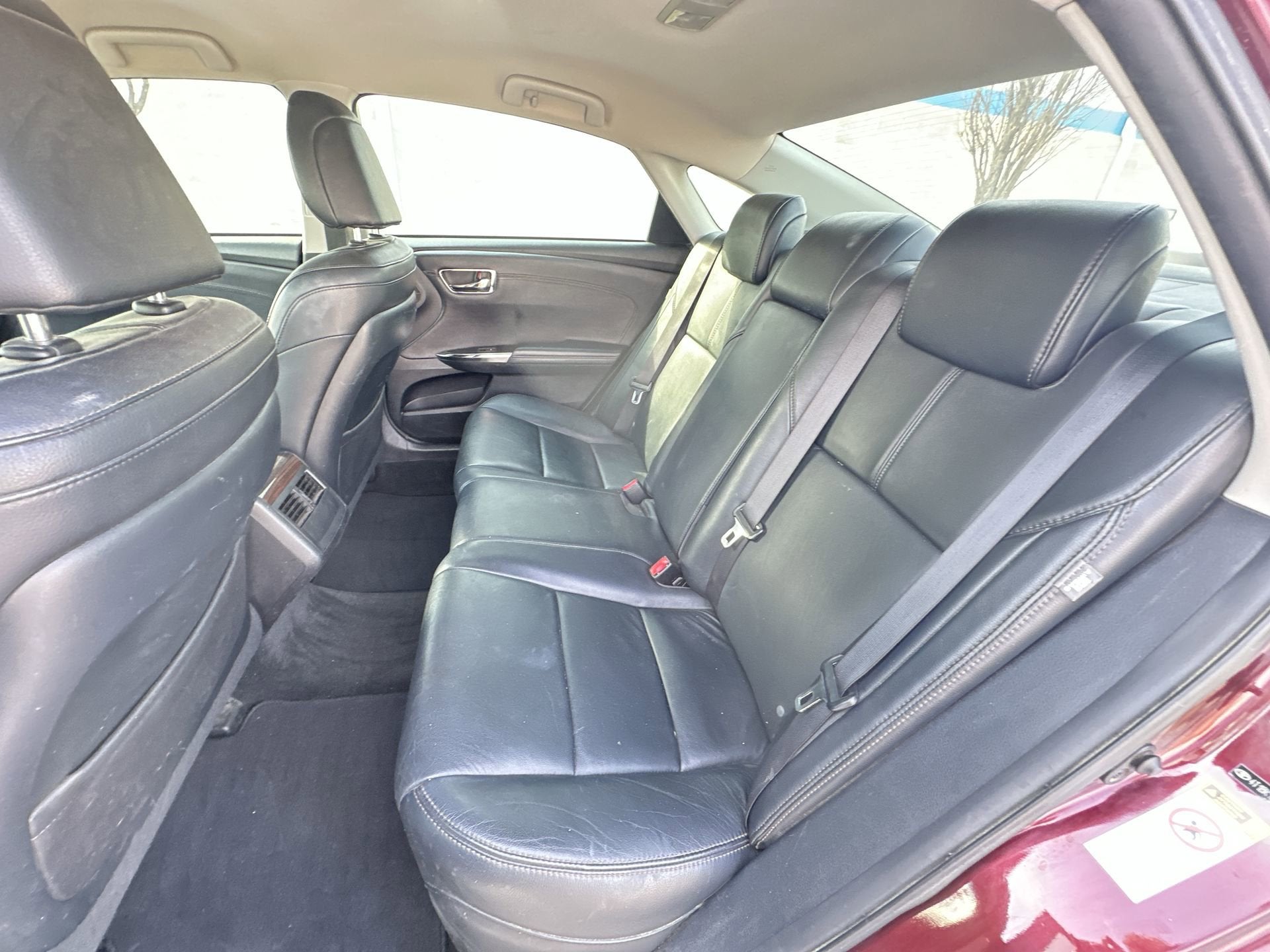 2013 Toyota Avalon XLE