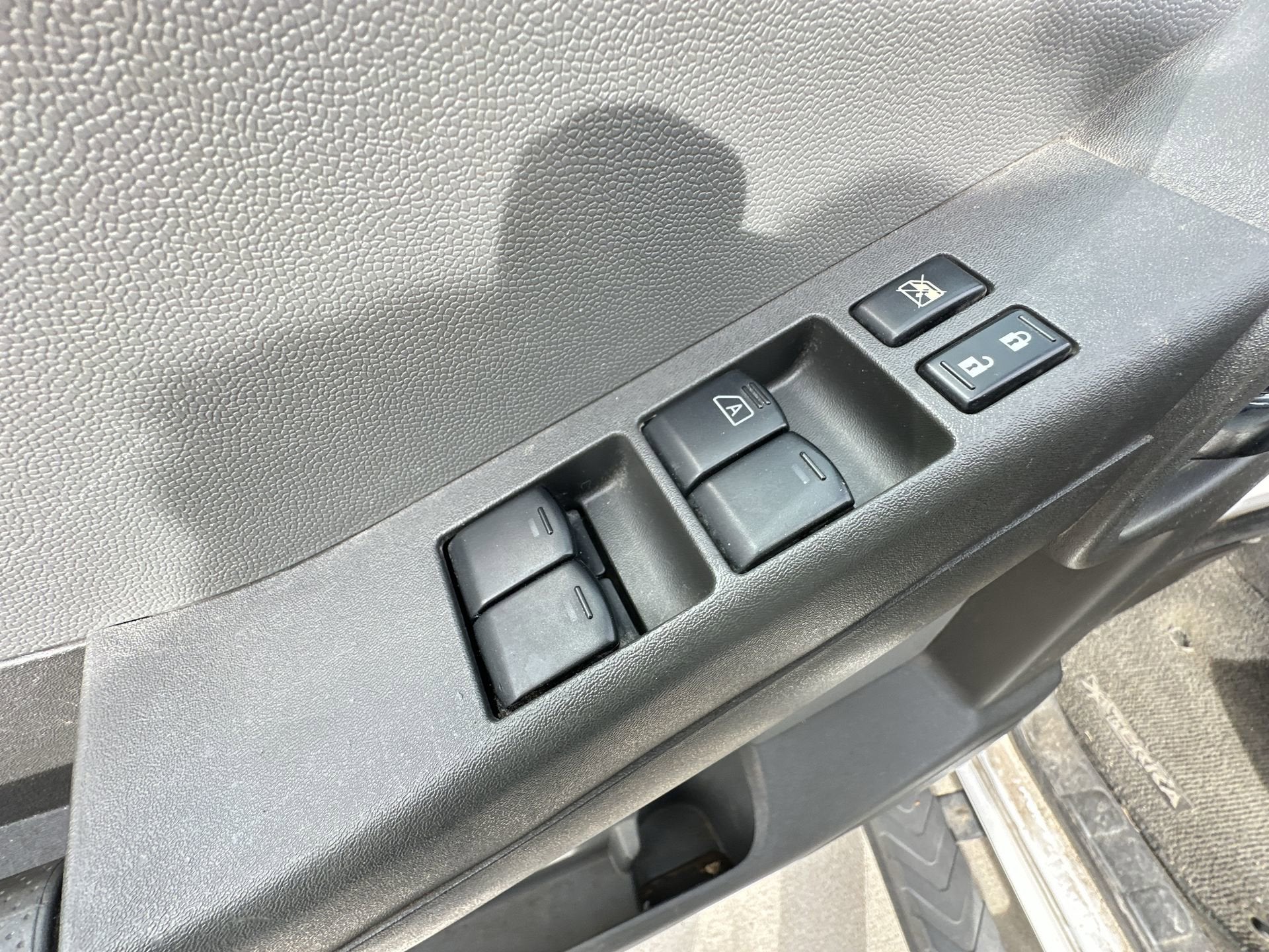 2008 Nissan Xterra S