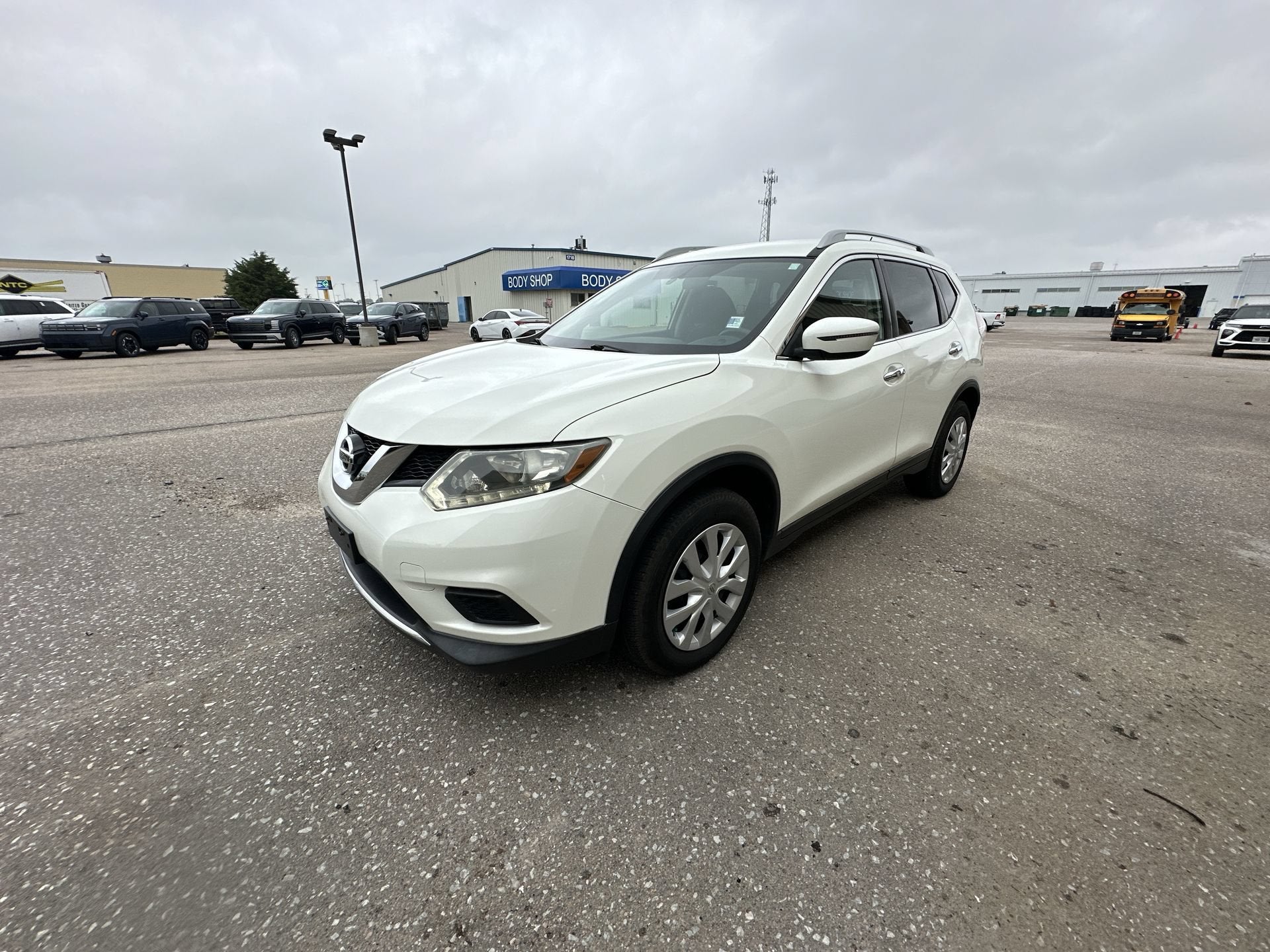2016 Nissan Rogue S