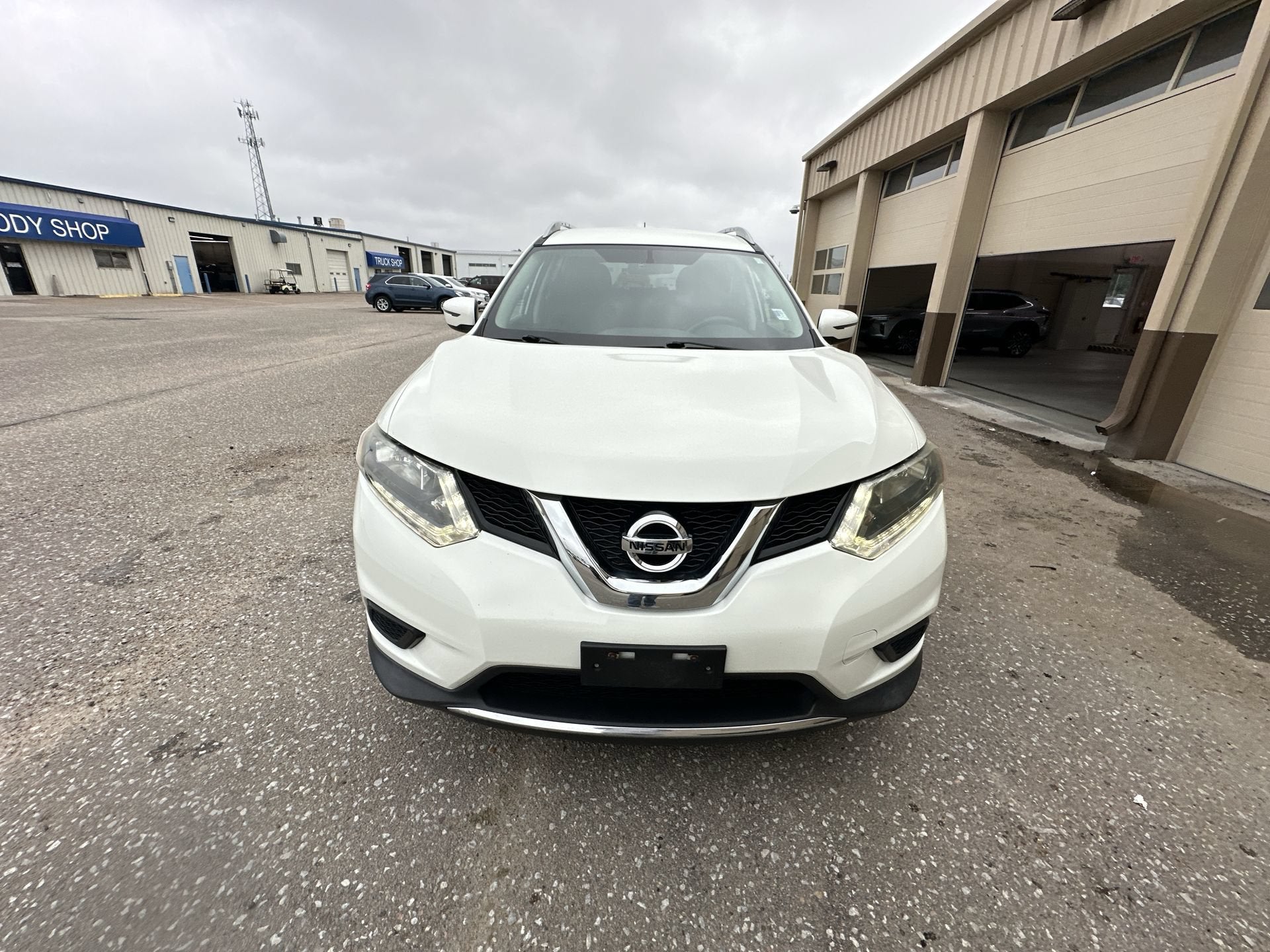 2016 Nissan Rogue S