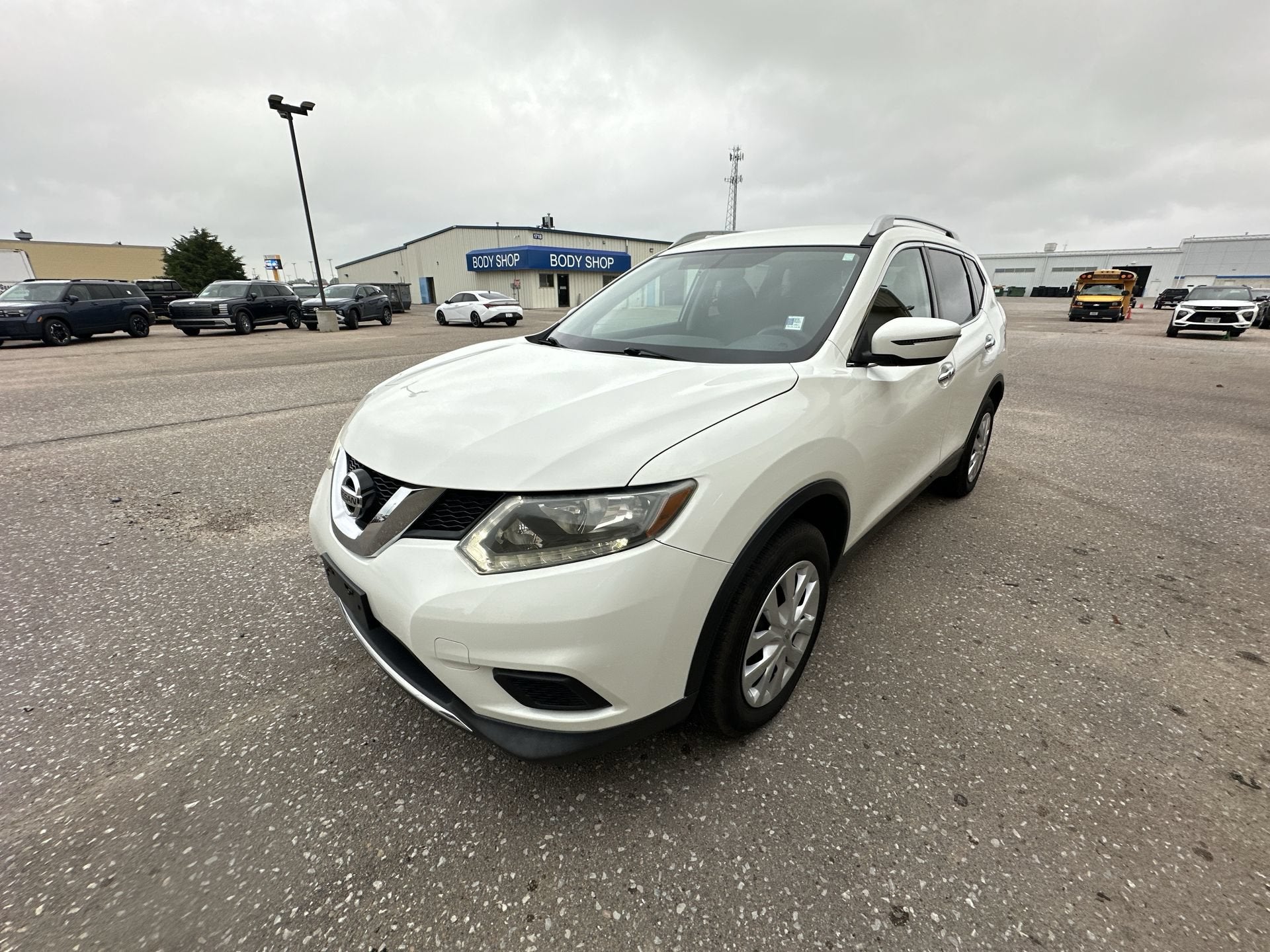 2016 Nissan Rogue S
