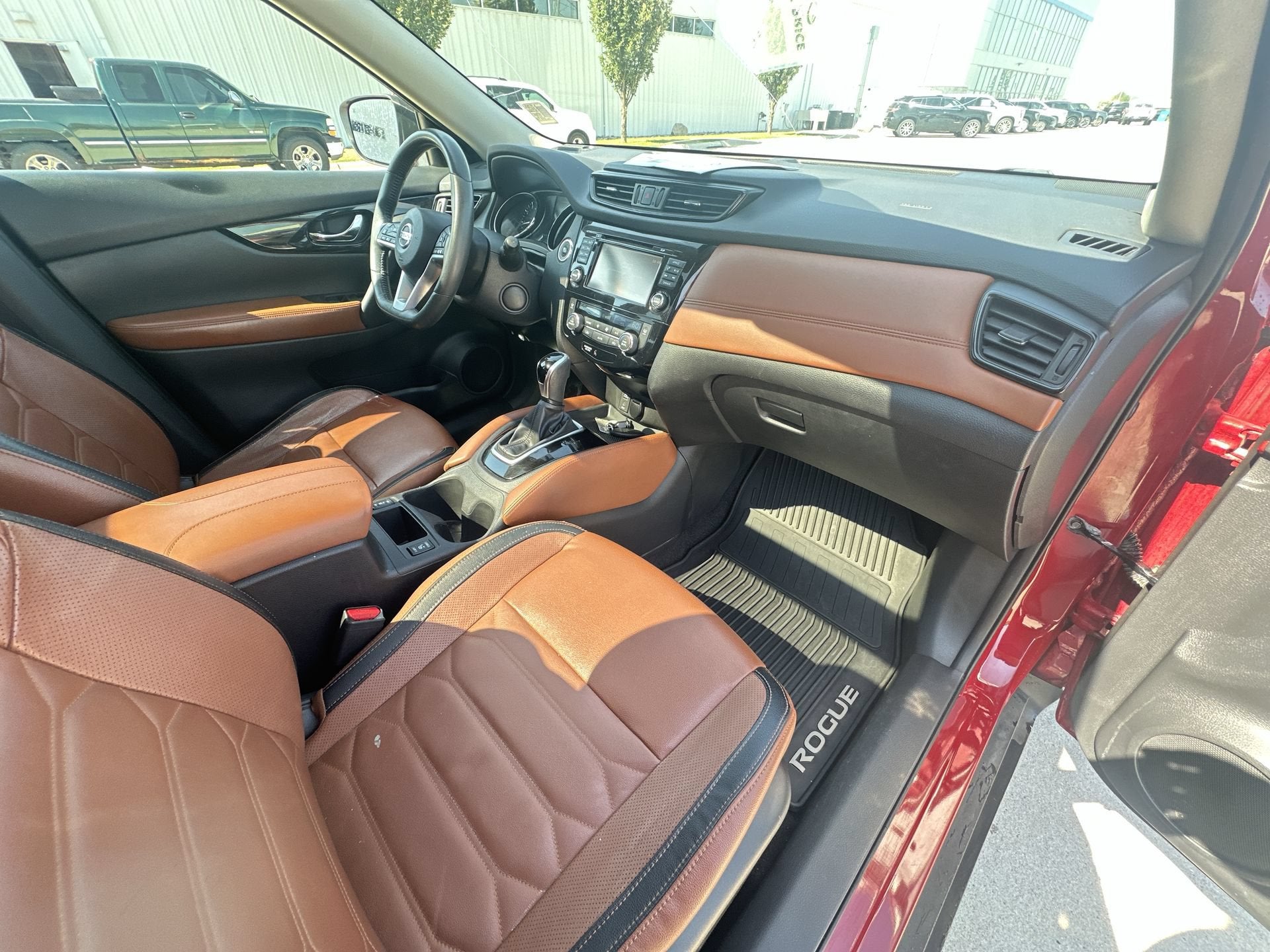 2017 Nissan Rogue SL