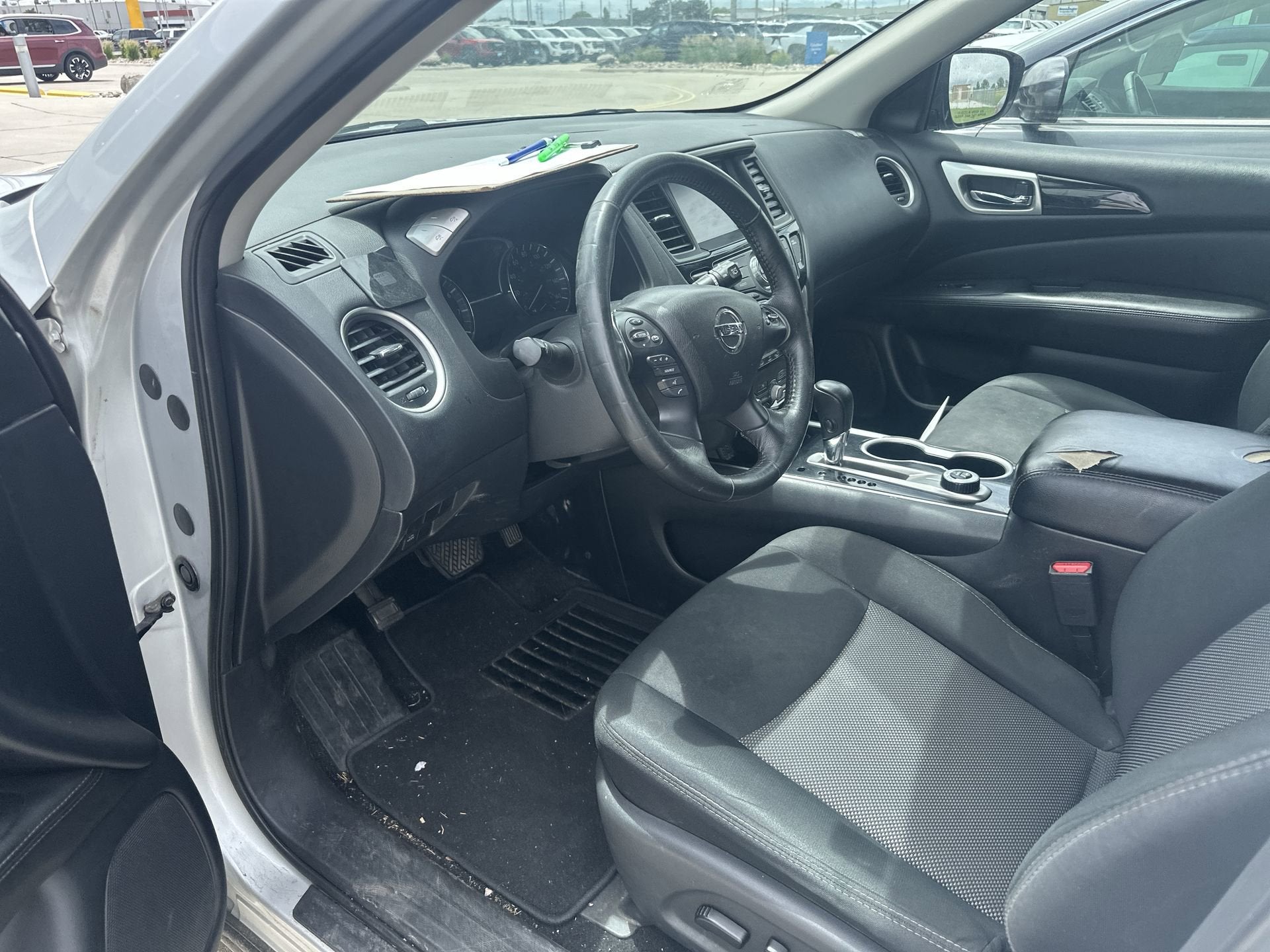 2018 Nissan Pathfinder SV