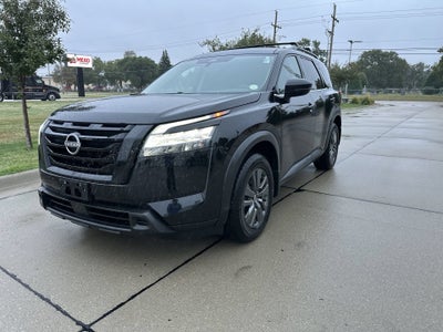 2022 Nissan Pathfinder SV 4WD
