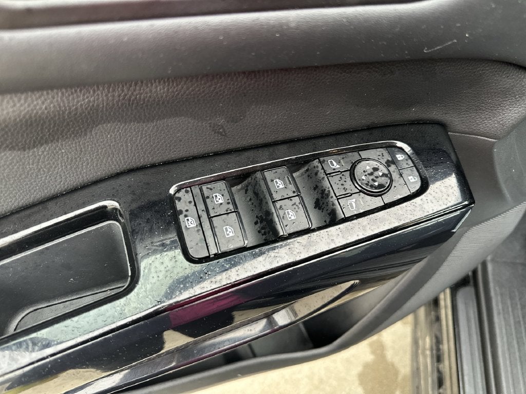 2022 Nissan Pathfinder SV 4WD