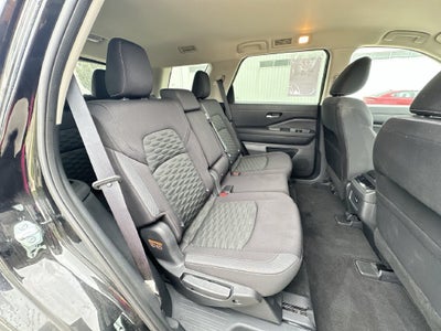 2022 Nissan Pathfinder SV 4WD