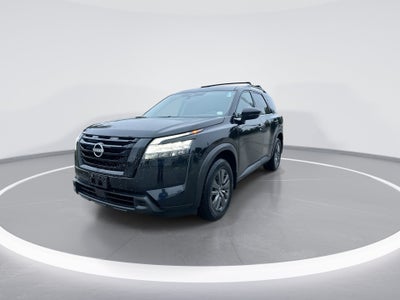 2022 Nissan Pathfinder SV 4WD