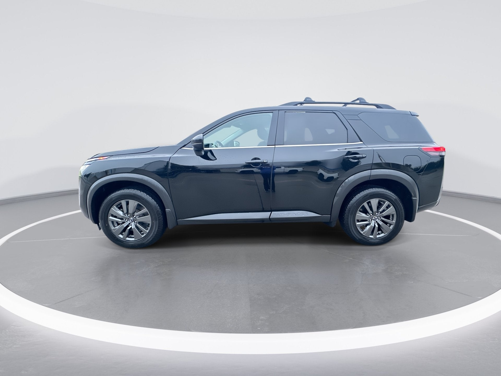 2022 Nissan Pathfinder SV 4WD