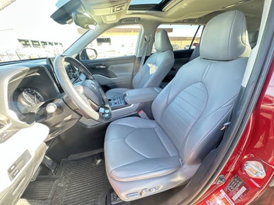 2021 Toyota Highlander XLE