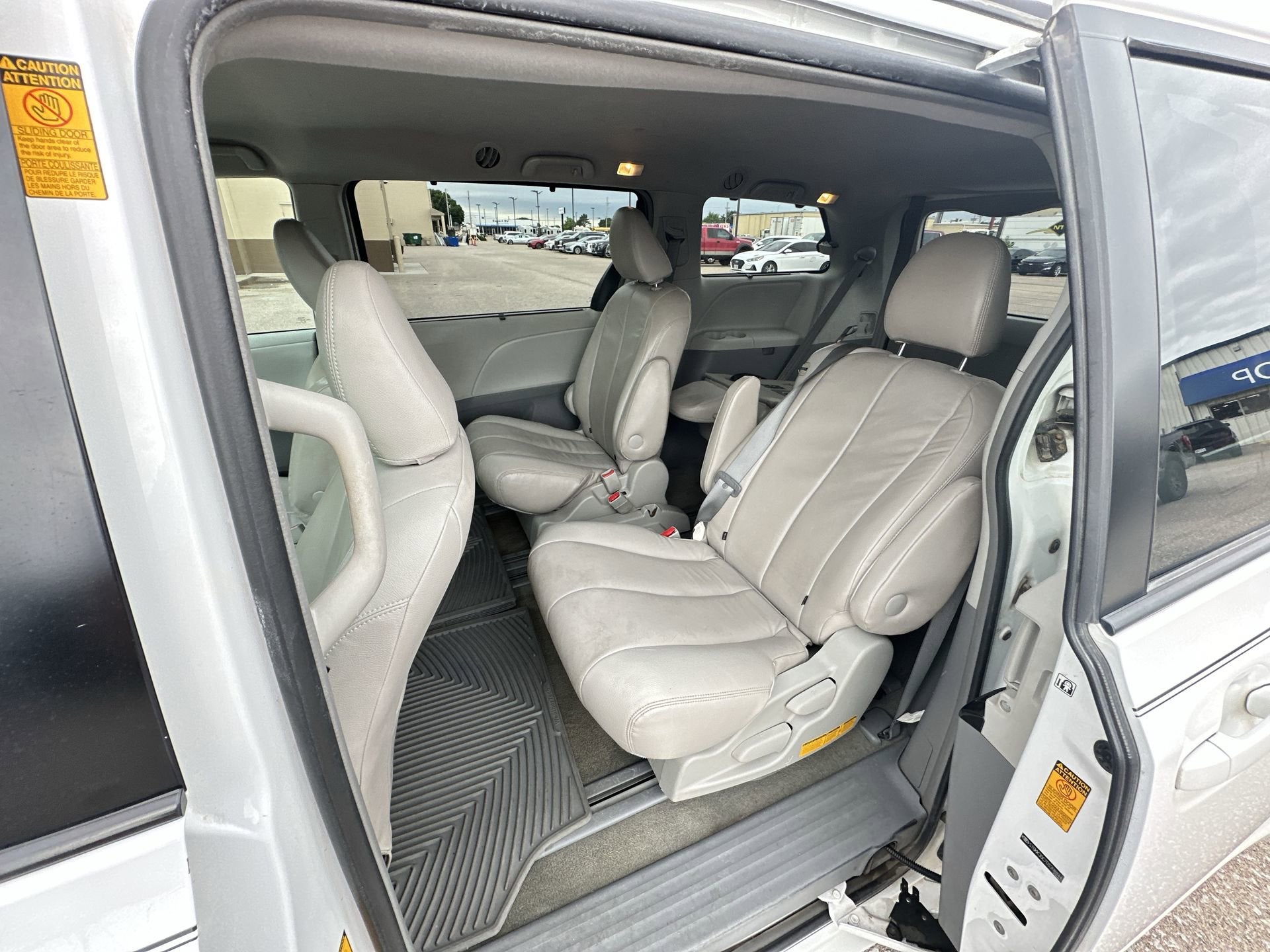 2013 Toyota Sienna LE AAS
