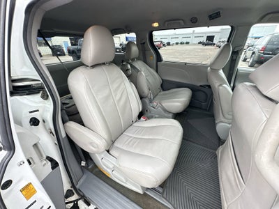 2013 Toyota Sienna LE AAS