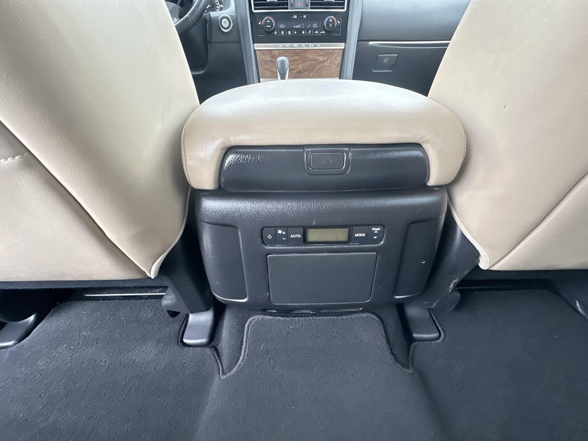2022 Nissan Armada SL