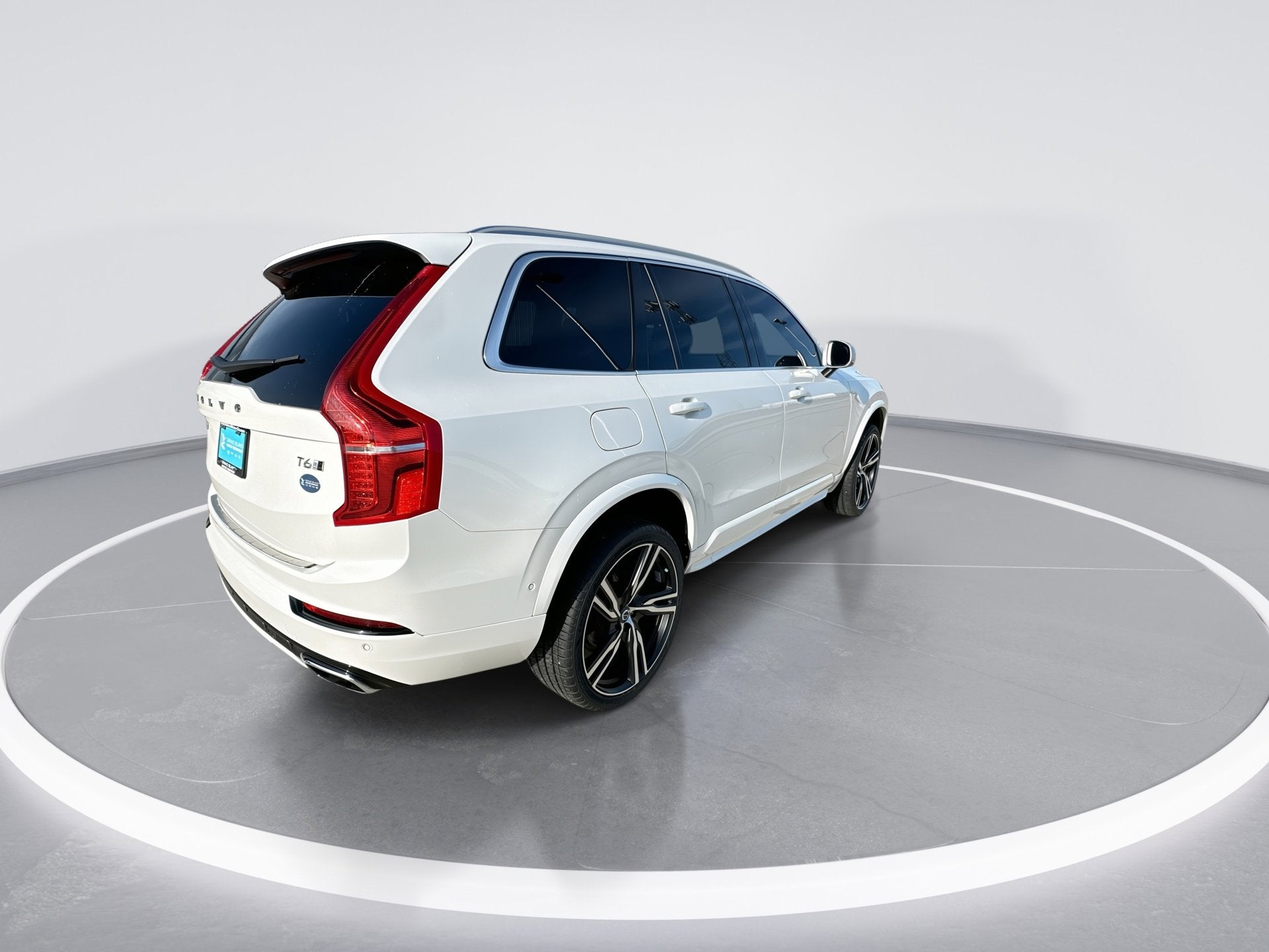 2017 Volvo XC90 R-Design